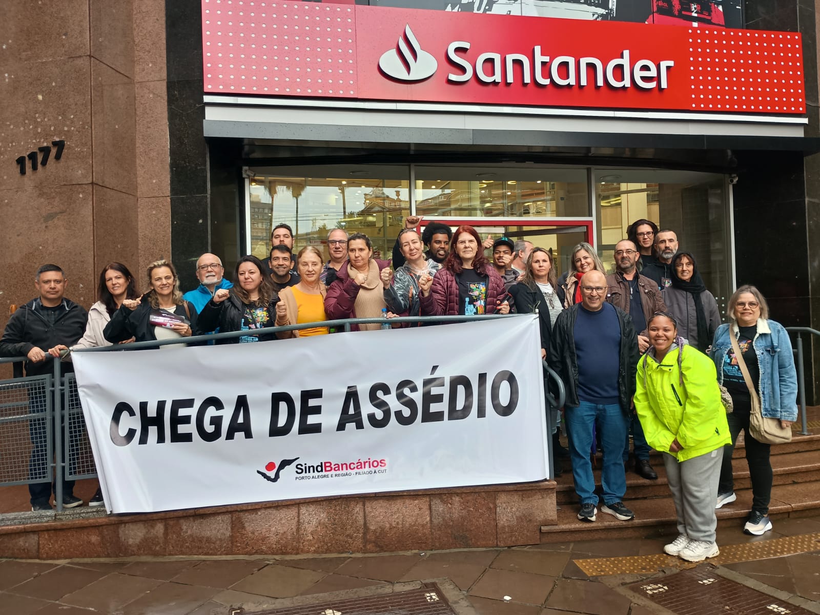 Protesto denuncia assédio moral no Santander