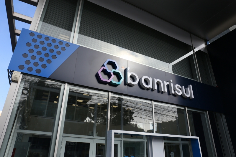 Denúncia: Banrisul descumpre acordo sobre teletrabalho