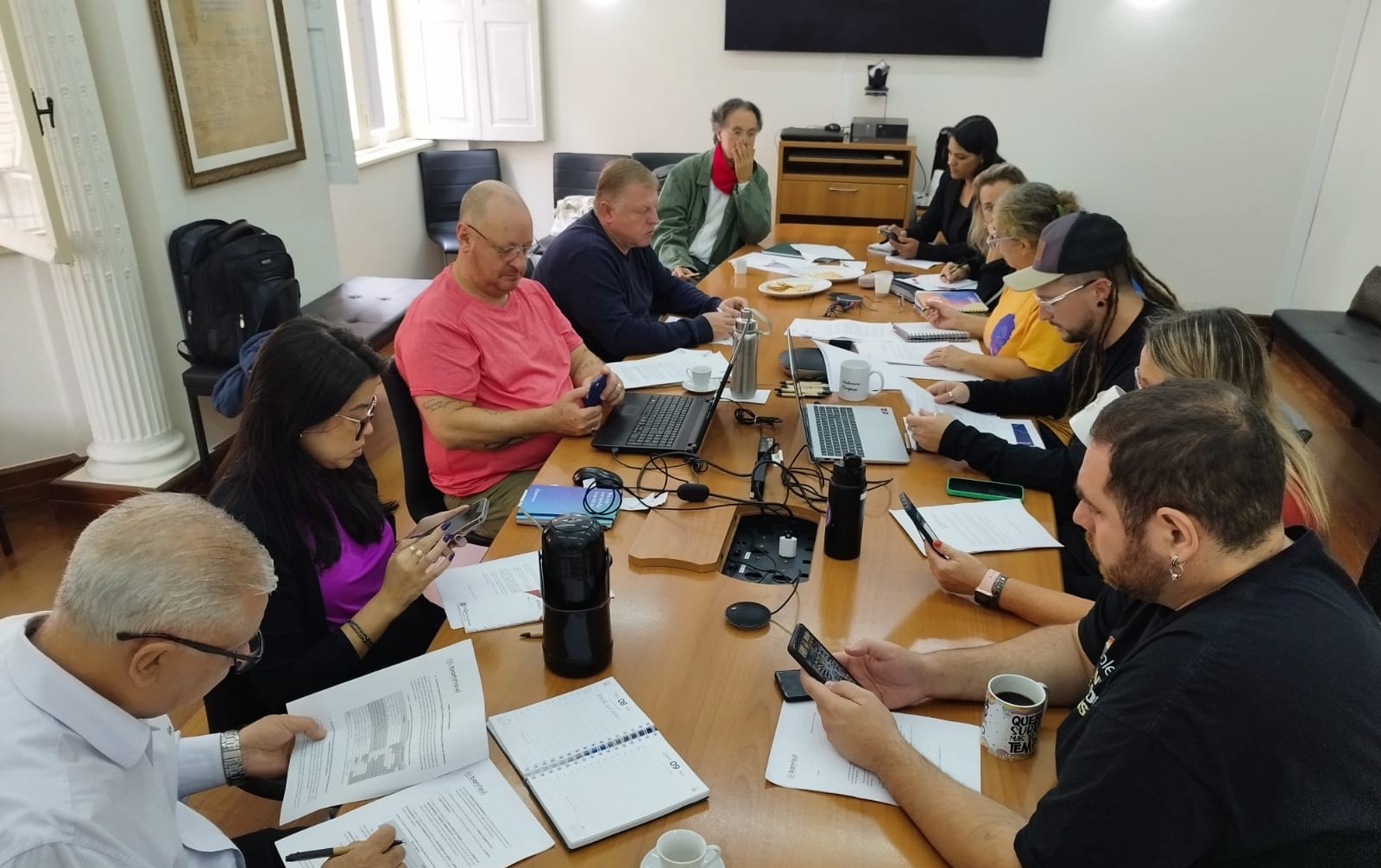 COE aprofunda elaboração de contraproposta sobre redução de jornada no Banrisul