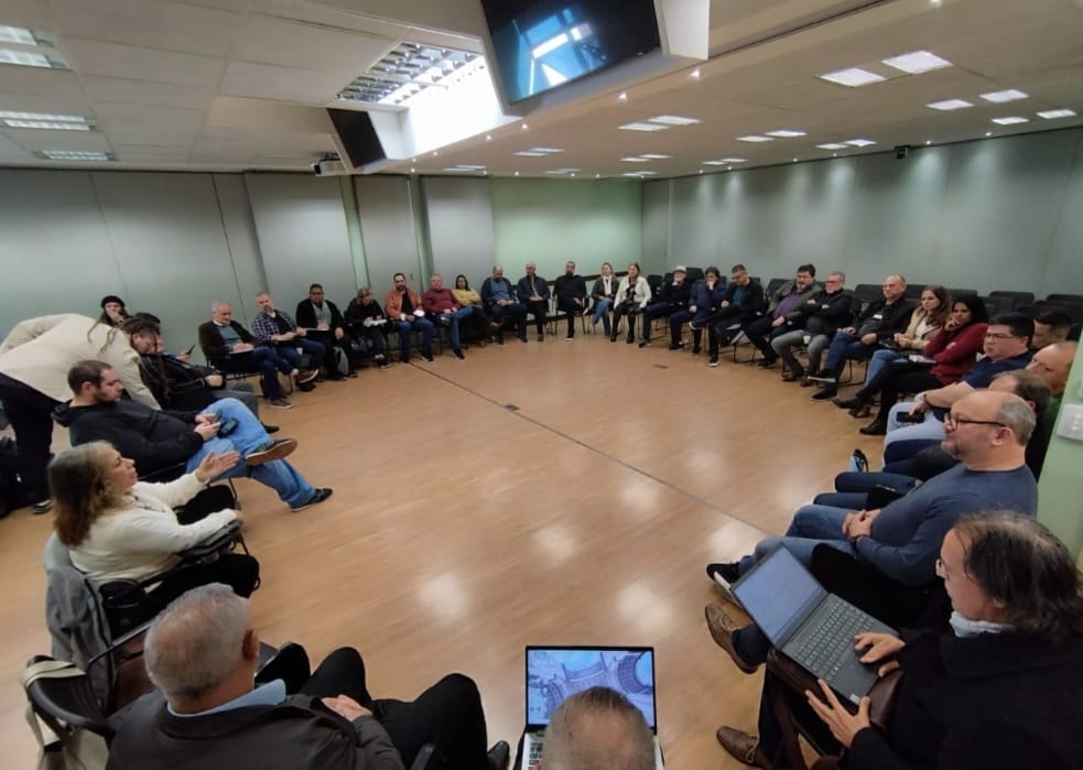 COE Banrisul se reúne para debater estratégias de luta