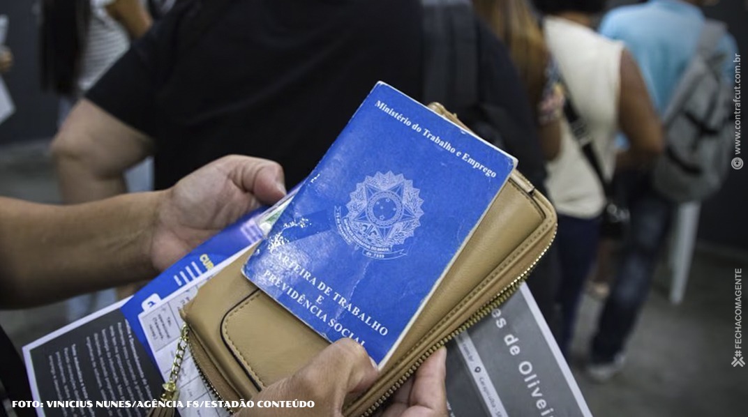 Brasil bate recorde de carteira assinada e de rendimento médio salarial