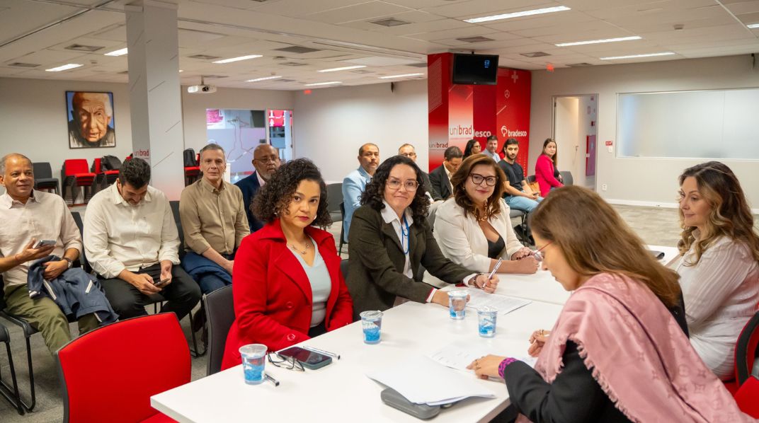 Contraf-CUT e Bradesco assinam acordo nacional para implementação de CCV